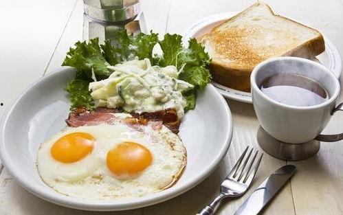 吃瓜不如吃早餐的说说,吃瓜不如吃早餐