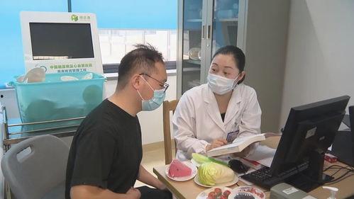 医生讲吃瓜,吃瓜有益，但需适量